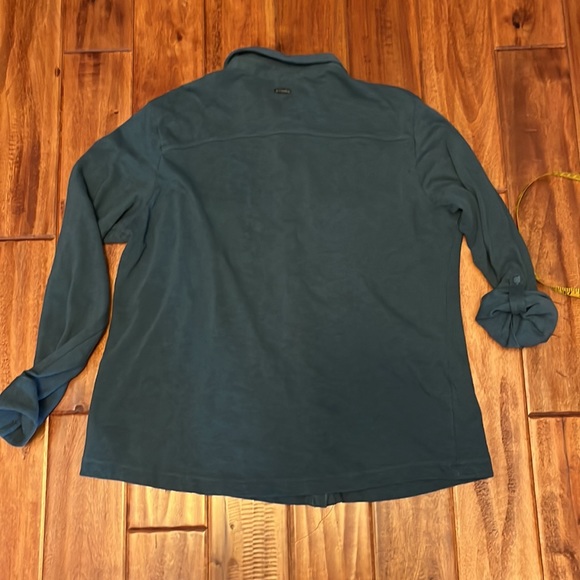 Columbia Womens Lightweight Button Down Shirt Size 1X - Picture 10 of 13